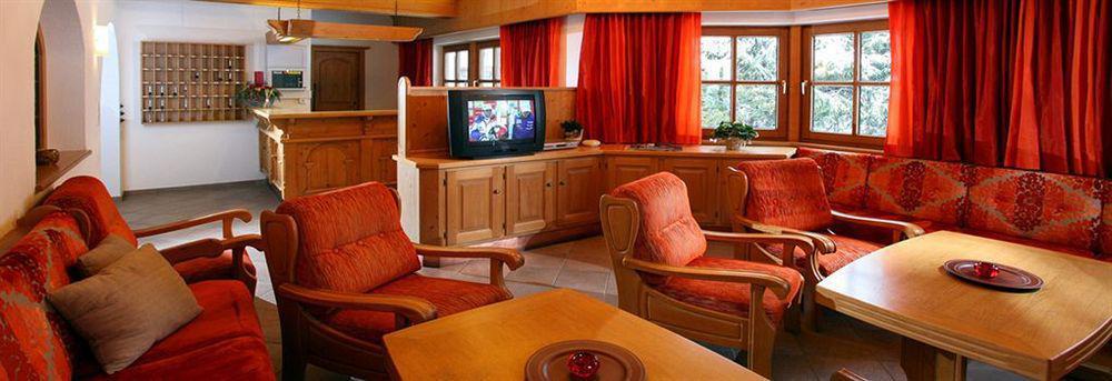 Hotel Taxacher Kirchberg in Tirol Esterno foto